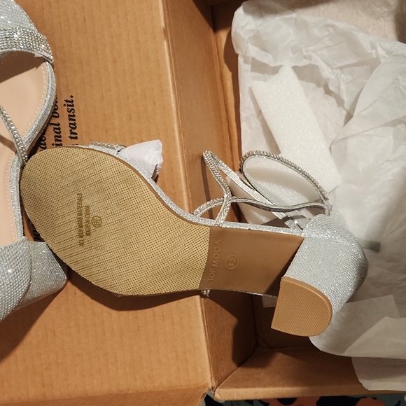 Silver rhinestone heels - Picture 3 of 4